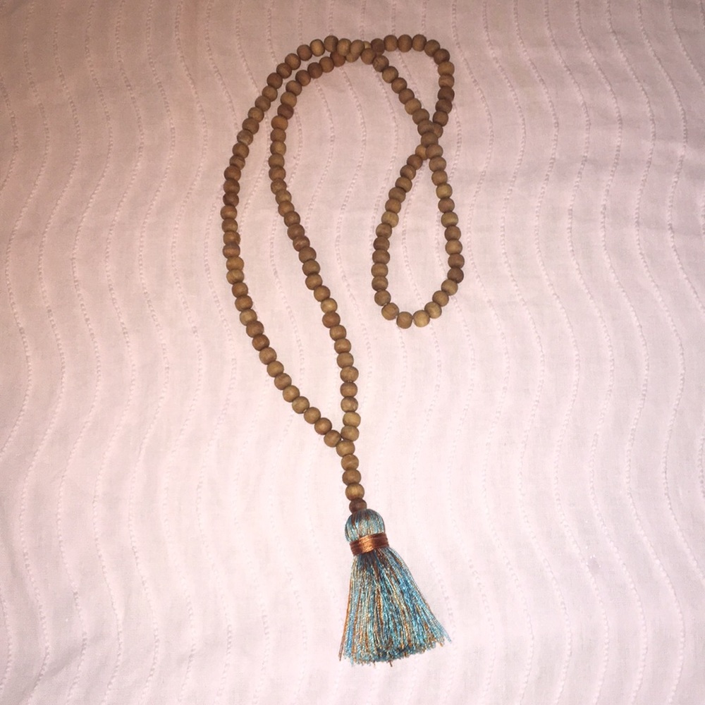 Brown beaded necklace with tassel!